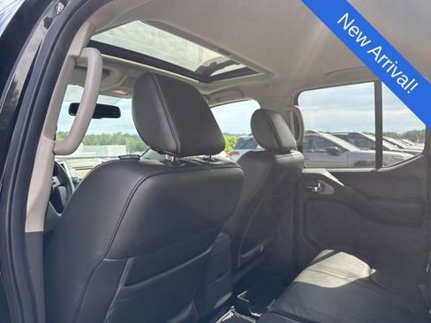 Used 2020 Nissan Frontier PRO-4X AWD/4WD image 10