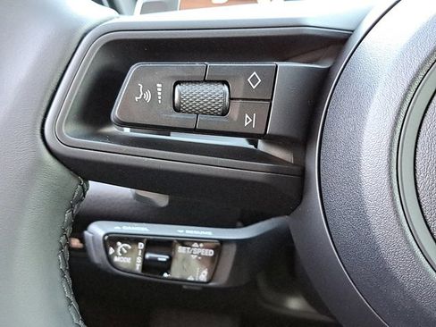 Used 2026 Porsche Cayenne Coupe image 28