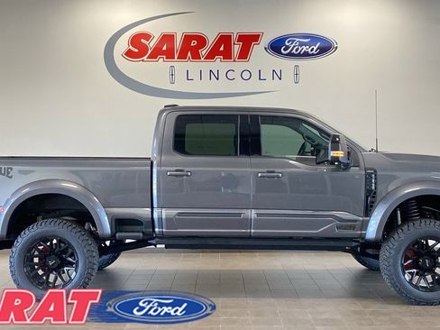 New 2026 Ford F250 Lariat w/ Black Appearance Package AWD/4WD image 1