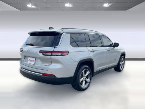 Used 2021 Jeep Grand Cherokee L Limited w/ Luxury Tech Group II image 9