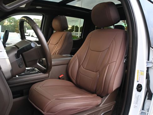 Used 2023 Ford F350 King Ranch w/ Chrome Package image 7