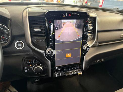 Certified 2024 RAM 2500 Big Horn w/ Night Edition AWD/4WD image 44