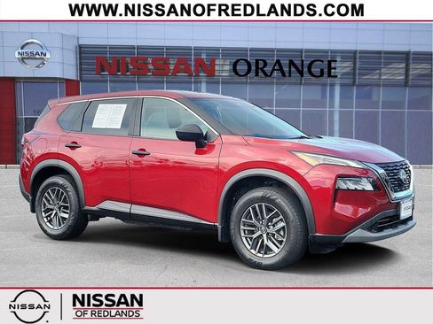 Used 2023 Nissan Rogue S image 1