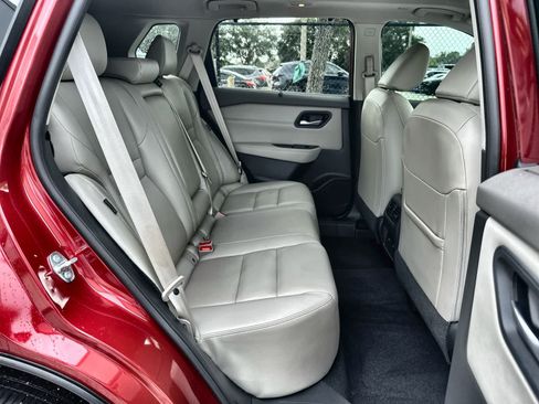 Used 2024 Nissan Rogue SL w/ SL Premium Package FWD image 18
