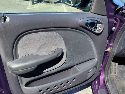 Used 2005 Chrysler PT Cruiser Touring image 8