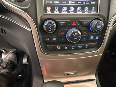 Certified 2017 Jeep Grand Cherokee Limited image 31