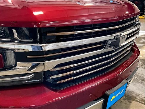 Used 2020 Chevrolet Silverado 1500 High Country w/ Technology Package image 33