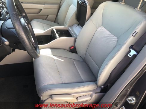 Used 2015 Honda Pilot LX image 12