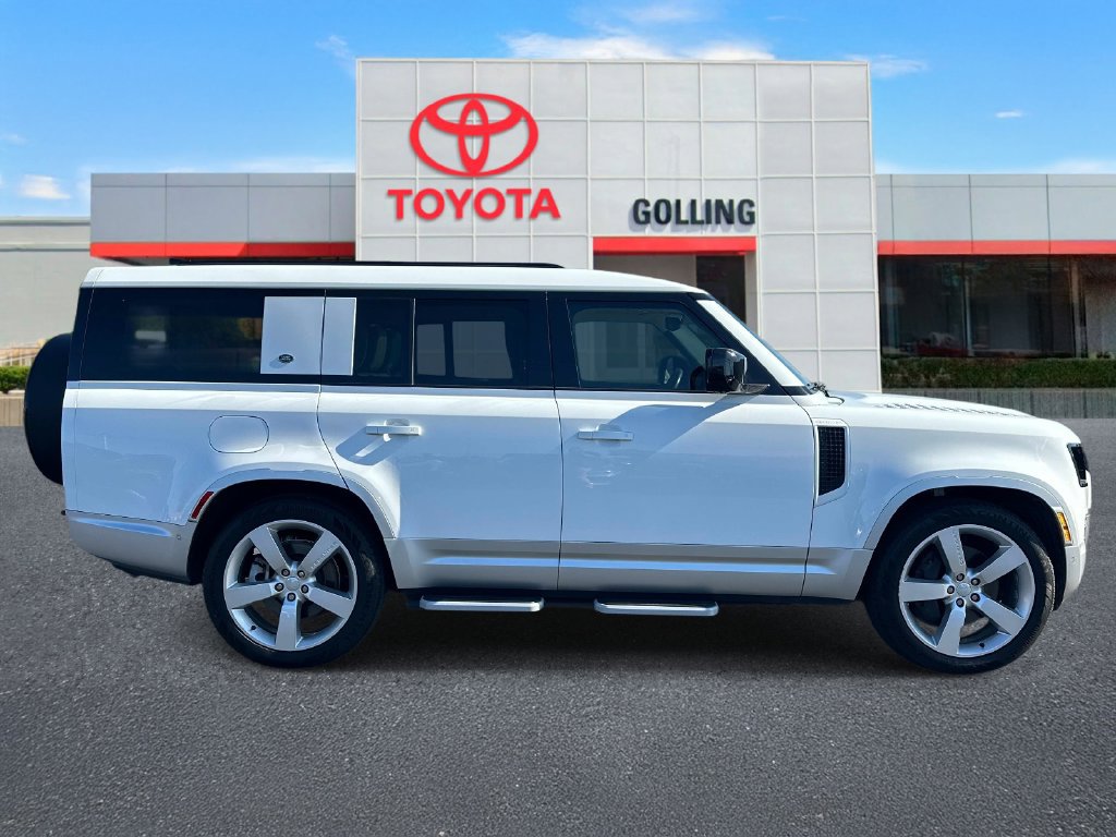 Used 2023 Land Rover Defender 130 First Edition AWD/4WD image 6