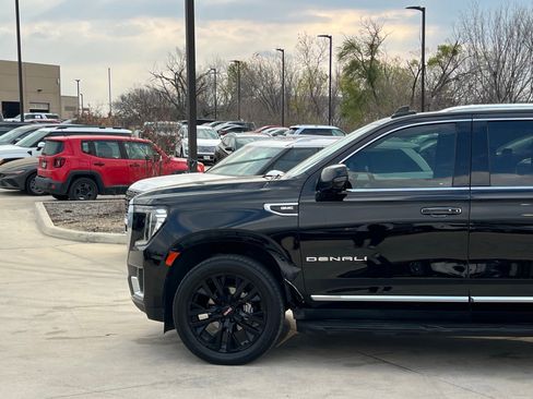 Used 2021 GMC Yukon Denali image 7