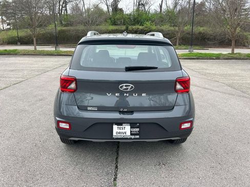 New 2026 Hyundai Venue SEL image 6