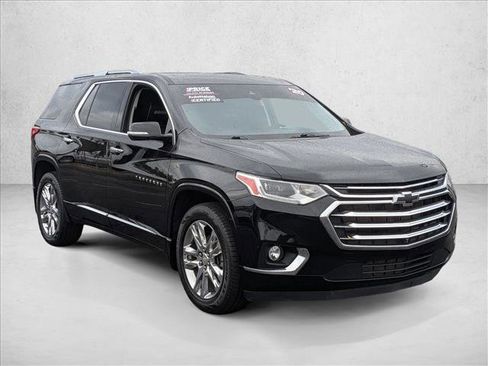 Used 2020 Chevrolet Traverse High Country image 3