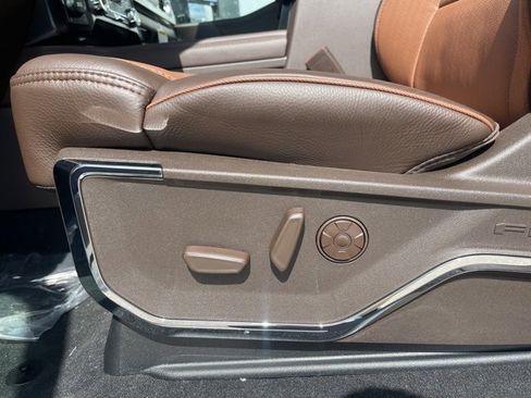 New 2025 Ford F350 King Ranch w/ Chrome Package image 28