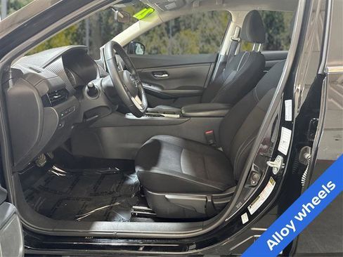 Used 2021 Nissan Sentra SV FWD image 9