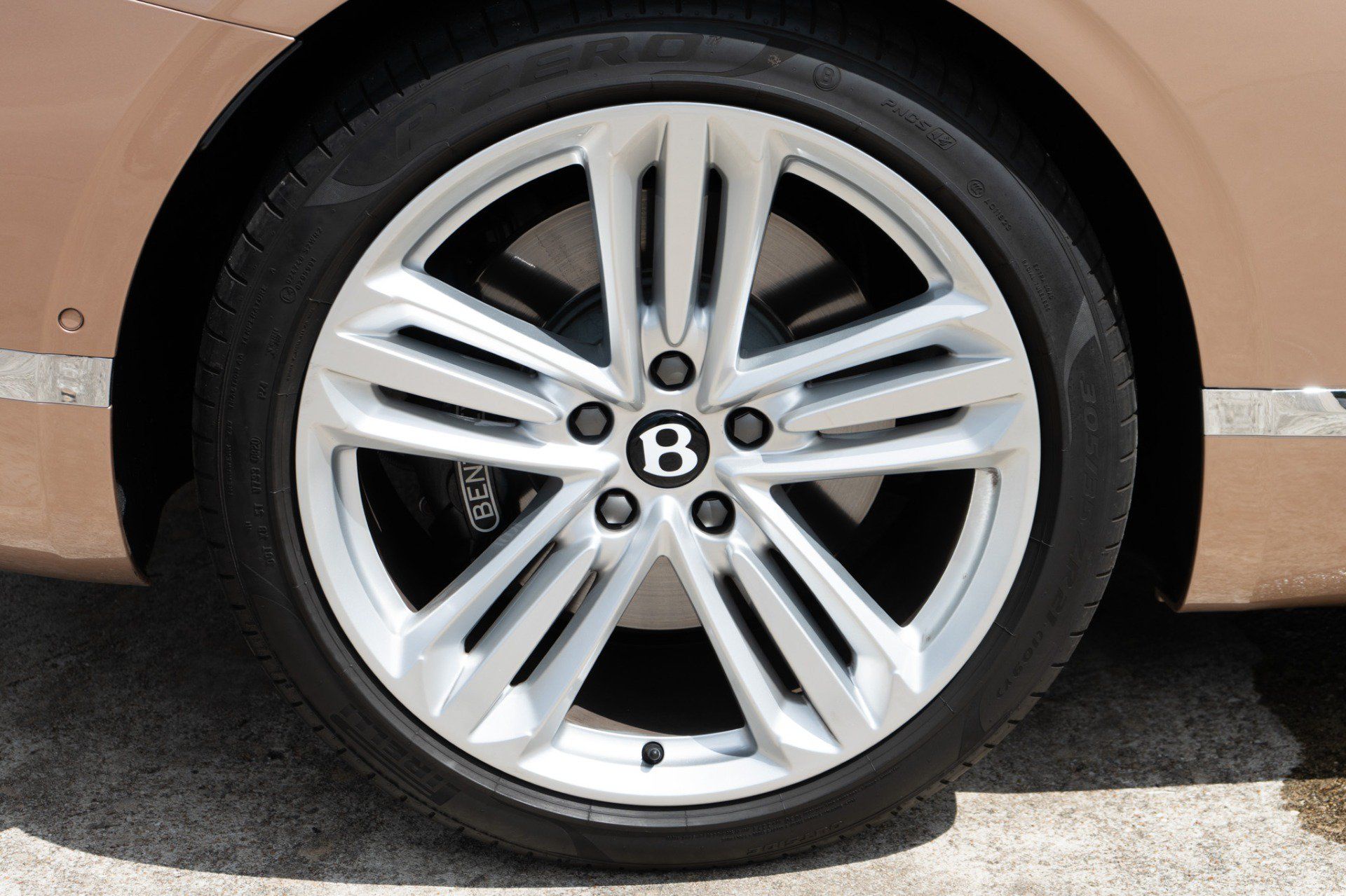 Used 2022 Bentley Continental GT AWD/4WD image 41