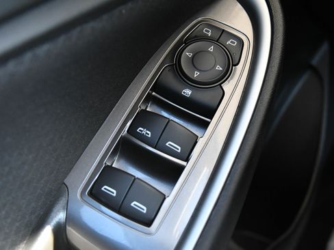 Used 2023 Chevrolet Malibu LT image 31