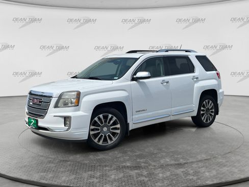 Used 2017 GMC Terrain Denali AWD/4WD image 3