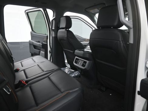 New 2026 Ford F250 Lariat w/ Black Appearance Package image 14