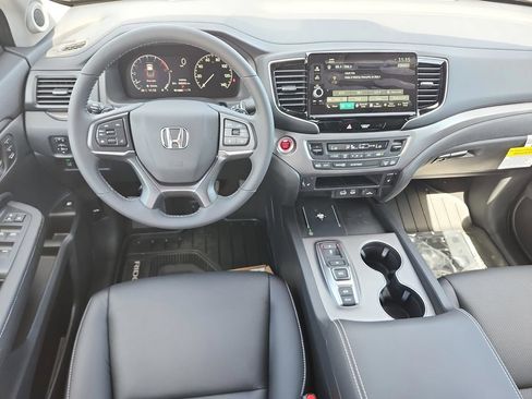 New 2026 Honda Ridgeline RTL image 17