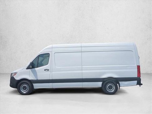 Used 2023 Mercedes-Benz Sprinter 2500 image 9