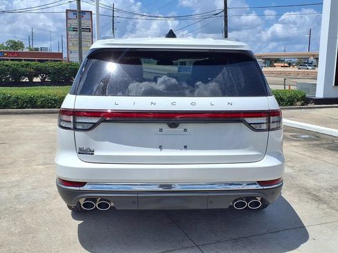 New 2026 Lincoln Aviator 2WD image 6