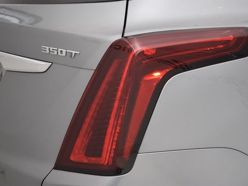 Used 2025 Cadillac XT5 Luxury FWD image 13
