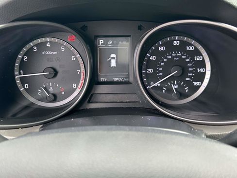 Used 2018 Hyundai Santa Fe Sport w/ Cargo Package FWD image 23