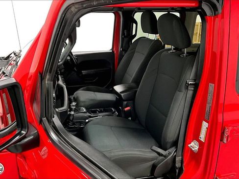 Used 2021 Jeep Wrangler Unlimited Sport AWD/4WD image 31