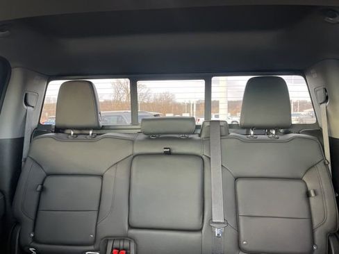 Used 2022 GMC Sierra 1500 SLT w/ SLT Premium Plus Package image 38
