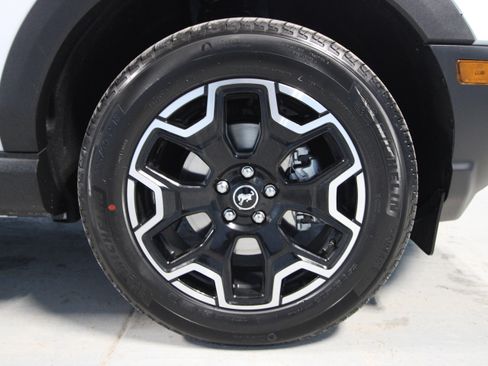 New 2025 Ford Bronco Sport Outer Banks w/ Outer Banks Tech Package+ image 34