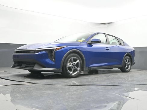 Used 2025 Kia K4 FWD image 37