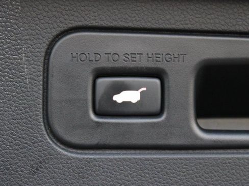 Used 2023 Honda Pilot Touring image 30