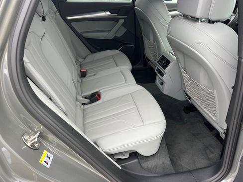 Used 2025 Audi Q5 2.0T Premium image 15