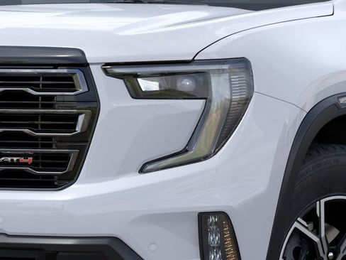 New 2026 GMC Acadia AT4 w/ Luxury Package AWD/4WD image 12
