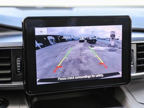 Used 2023 Ford Explorer XLT w/ Equipment Group 202A image 24