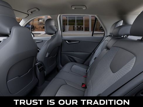 New 2026 Kia Niro EX image 18