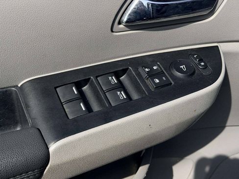 Used 2015 Honda Odyssey EX-L image 16