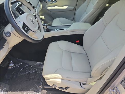 Used 2020 Volvo XC90 T5 Momentum AWD/4WD image 21