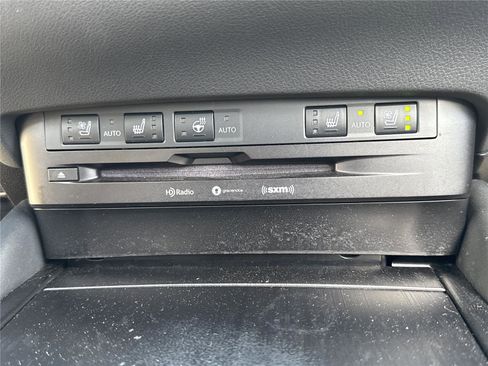 Used 2022 Lexus ES 300h w/ Premium Package FWD image 8