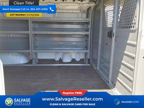 Used 2014 Chevrolet Express 2500 RWD image 15