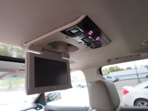 Used 2018 GMC Yukon SLT w/ Open Road Package image 10