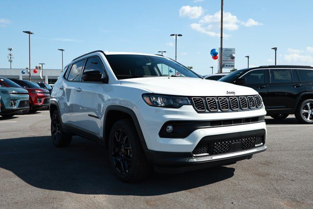 New 2026 Jeep Compass Latitude AWD/4WD image 3
