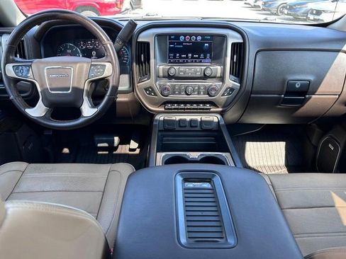 Used 2018 GMC Sierra 1500 Denali w/ Denali Ultimate Package image 10