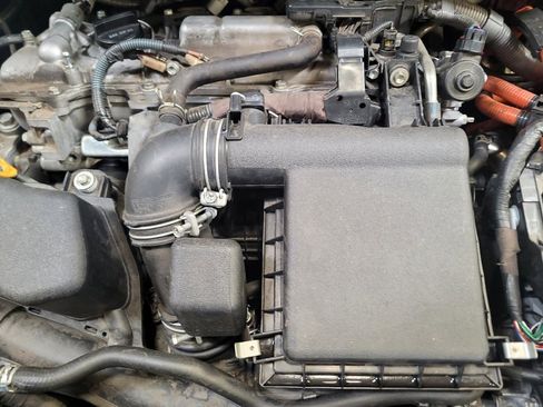 Used 2015 Toyota Prius Two FWD image 30