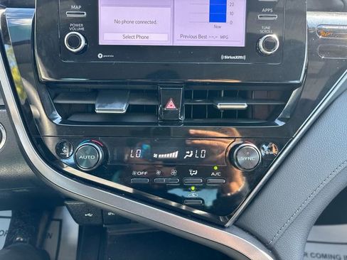 Used 2024 Toyota Camry LE image 29