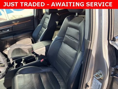 Used 2017 Honda CR-V Touring image 14