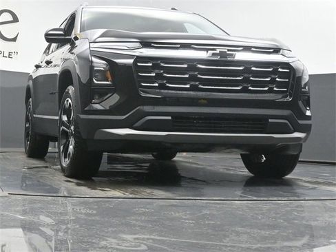 New 2026 Chevrolet Equinox LT w/ Convenience Package II image 3