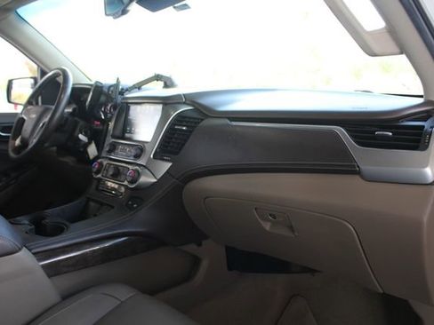 Used 2018 Chevrolet Tahoe LT image 20
