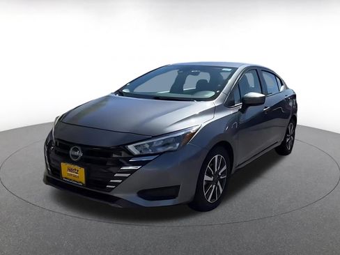 Used 2025 Nissan Versa SV FWD image 7