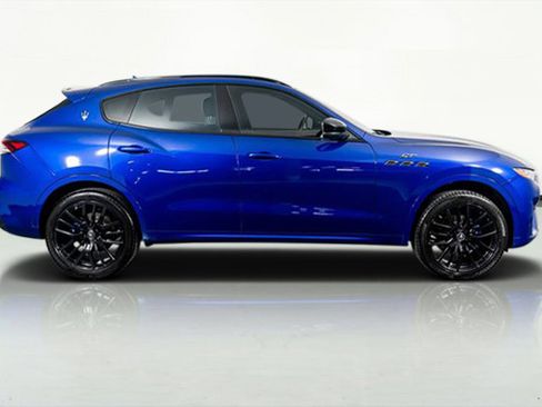 Used 2022 Maserati Levante GT image 5